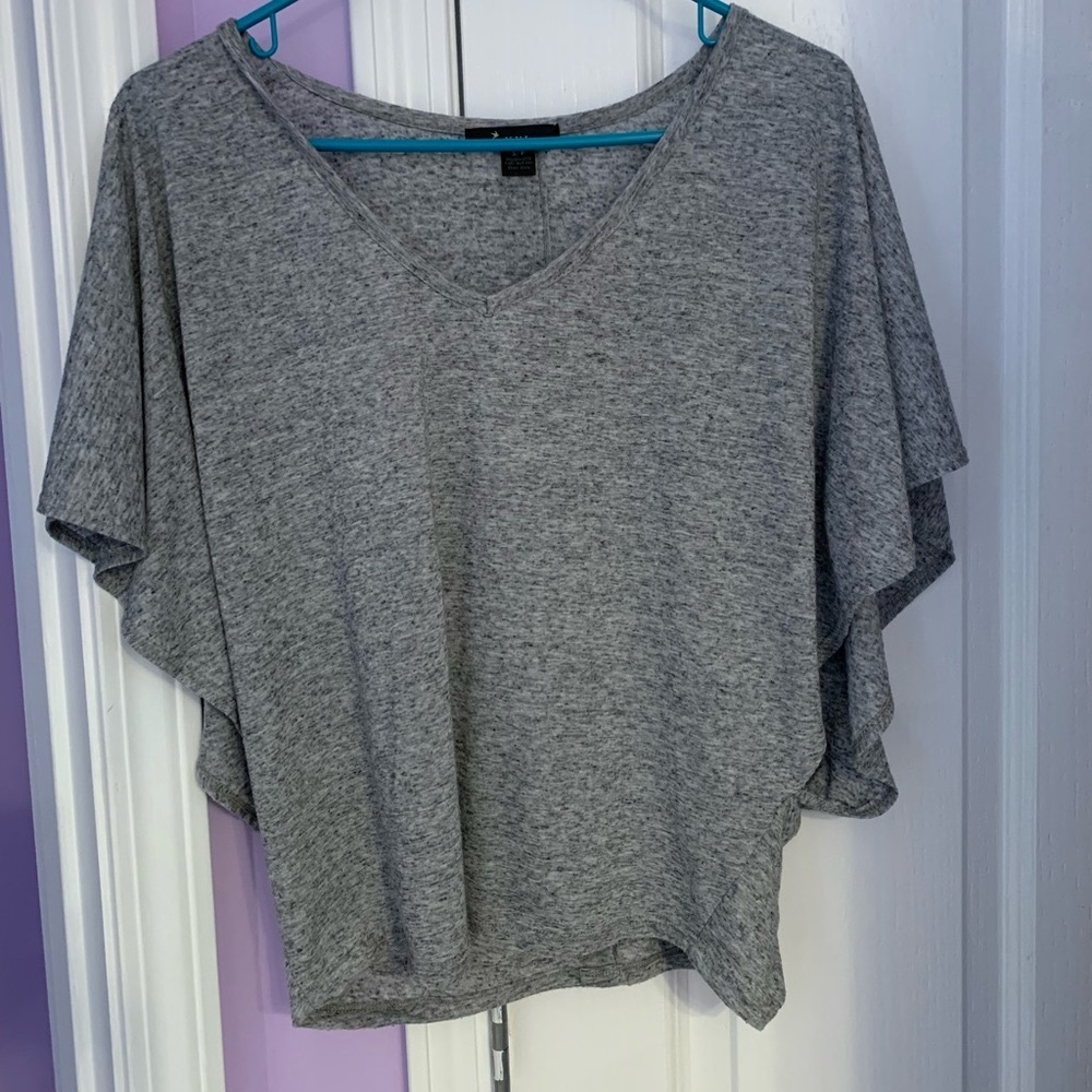 💕2 for $20 sale💕 Forever XXI Grey Buttoned Blouse
